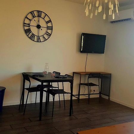 Appartement Studio à Palavas les pieds dans l'eau! Extérieur photo