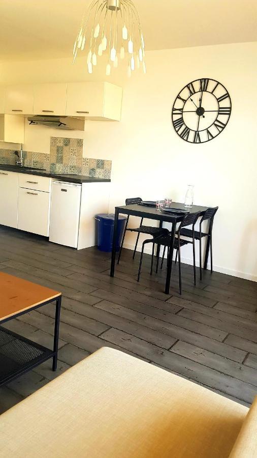 Appartement Studio à Palavas les pieds dans l'eau! Extérieur photo